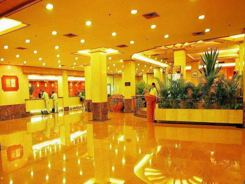 Golden City Hotel Foshan Esterno foto